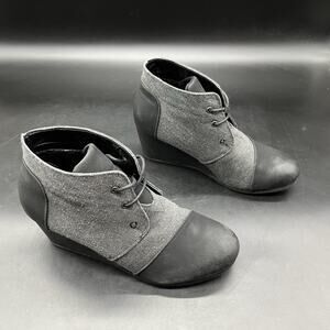 Pierre Dumas Womens Wedge Booties Size 10 Black Gray Excellent Used Condition